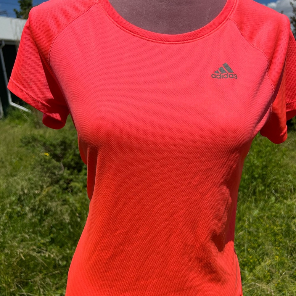 Adidas, Climalite, Coral t-shirt
